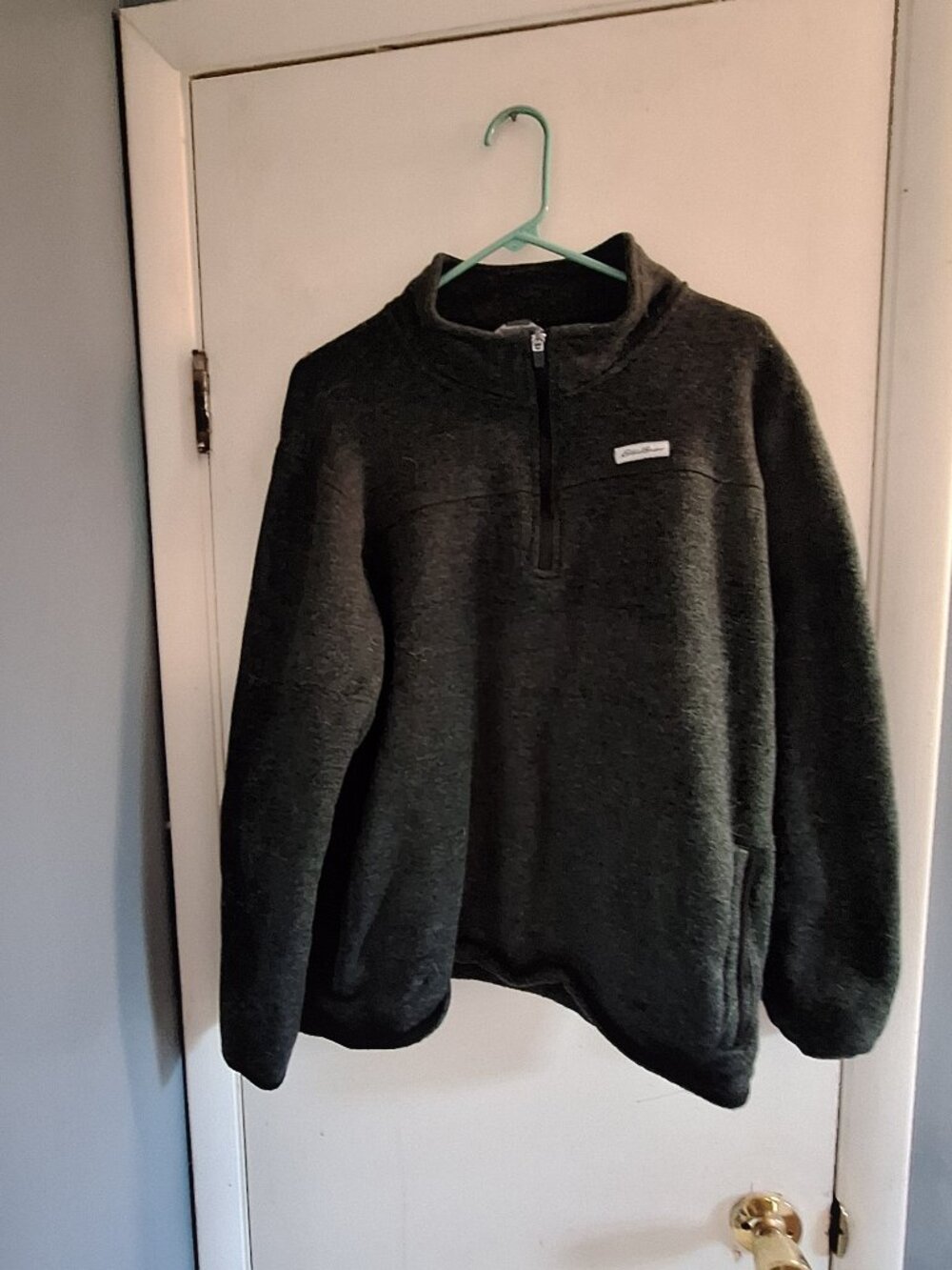 eddie bauer green pullover with zipper